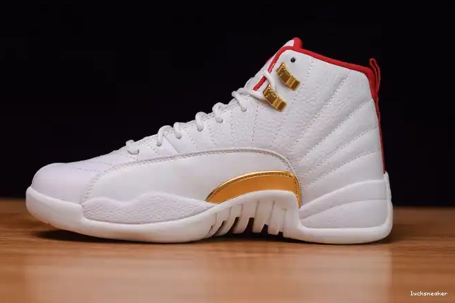 LUCY "Fiba" (2019) 130690-107 Retro Jordan Air 12 0419